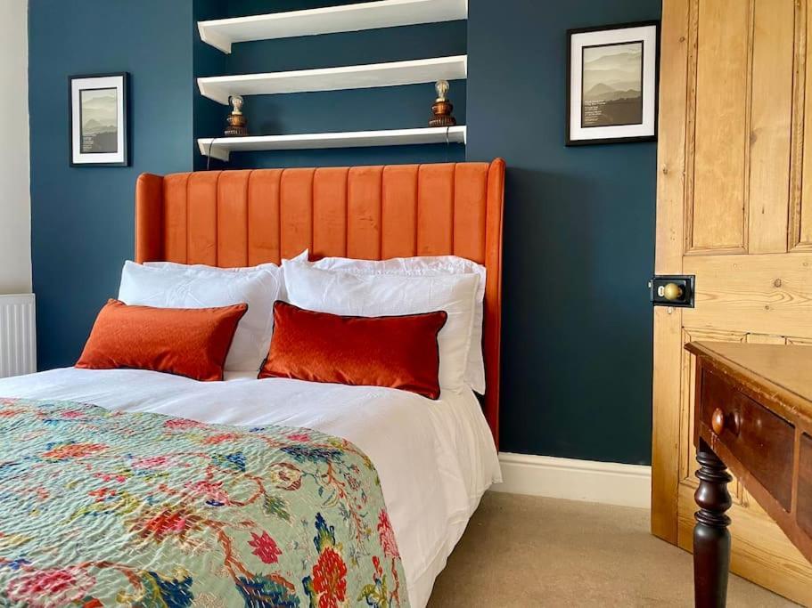 Cotswold Home Over 4 Floors - Perfect For Families Friends Contractors Chipping Norton Bagian luar foto