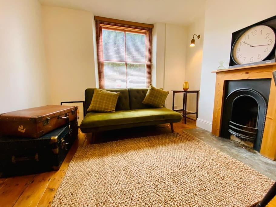 Cotswold Home Over 4 Floors - Perfect For Families Friends Contractors Chipping Norton Bagian luar foto