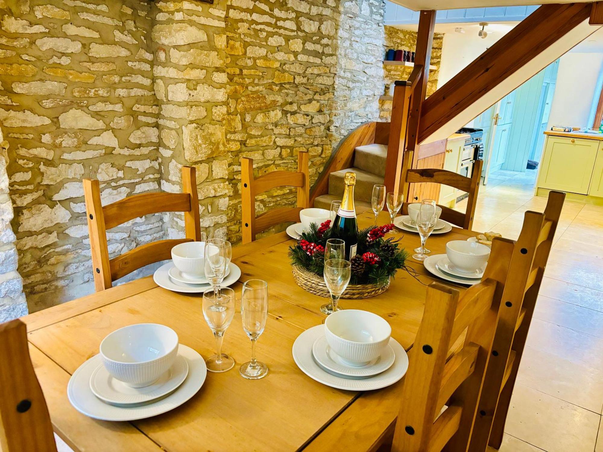 Cotswold Home Over 4 Floors - Perfect For Families Friends Contractors Chipping Norton Bagian luar foto
